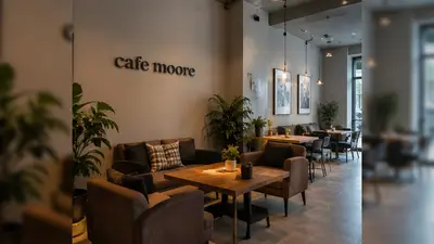 Conceptions de Cafés et Restaurants — zone de préparation en arrière-comptoir, guirlande lumineuse
