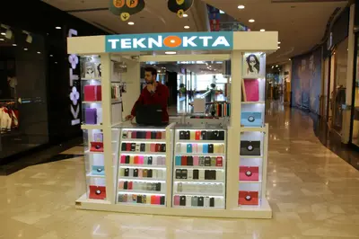 Teknokta Neomarin — كشك مركز تجاري — ألواح لامينيت بيضاء, أبيض (الوحدة بعد تركيبها)