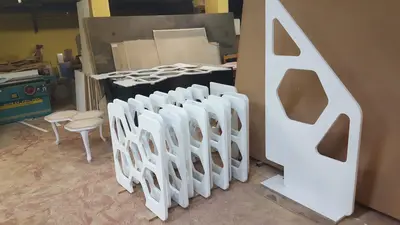 LEDWALK — ABD — katmanlı renkli akrilik, siyah (üretim)