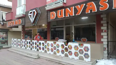 LEDWALK — ABD — tezgâh altı depolama, arkadan aydınlatmalı tabela (sahada montaj)