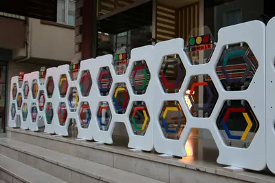LEDWALK — ABD — boyalı MDF, sarı (sahada montaj)