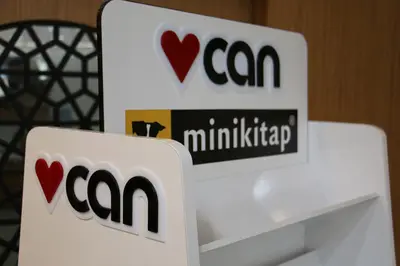Can Yayınları Minikitap — عارض أرضي طويل — أرفف بفتحات للمطبوعات, أسود (التغليف للشحن)
