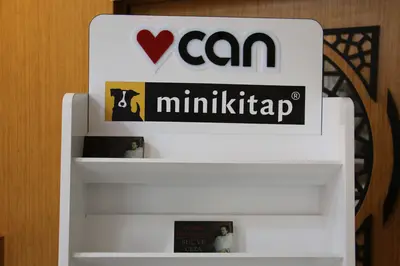 Can Yayınları Minikitap — عارض أرضي طويل — خشب MDF مدهون, أسود (التغليف للشحن)